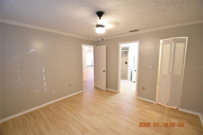 Building Photo - 5824 Grey St