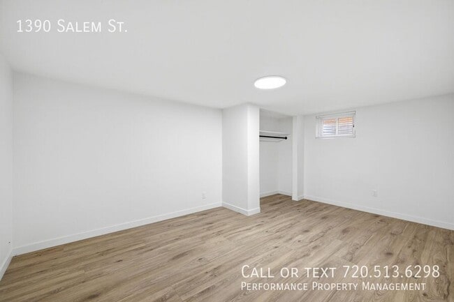 Building Photo - 1390 Salem St