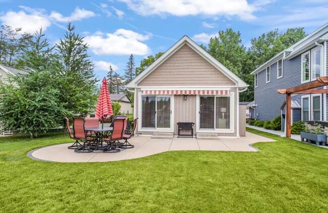 Primary Photo - 8043 S Portage Rd