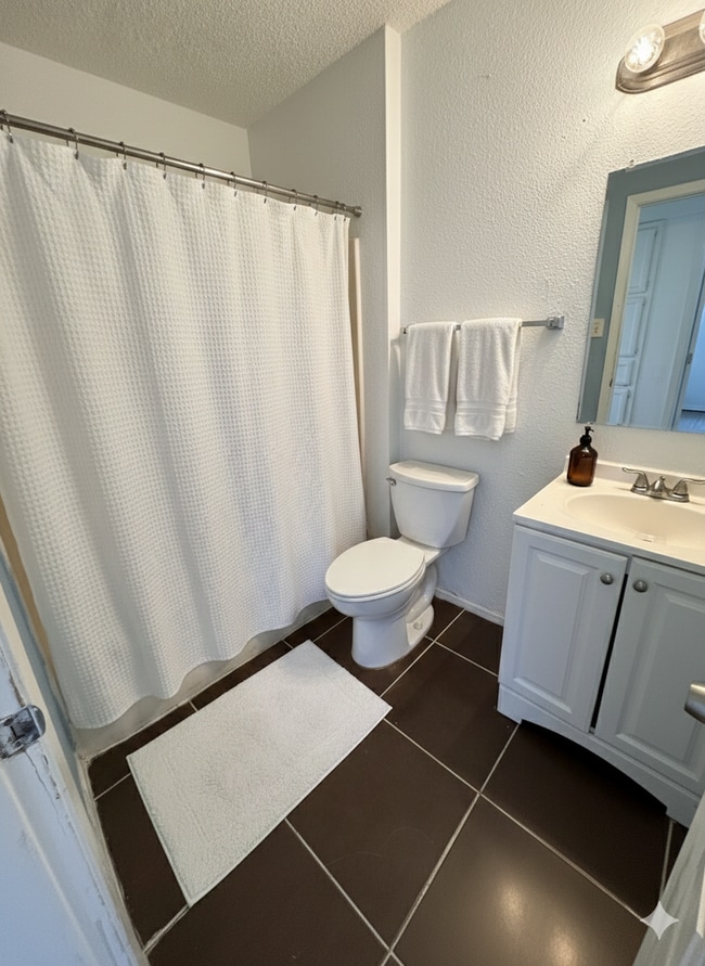 Building Photo - 6509 Moonglow Dr