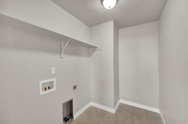 Building Photo - 15142 S Wild Horse Wy