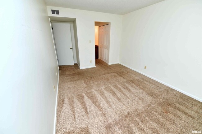 Building Photo - 5734 Autumn Ridge Ct