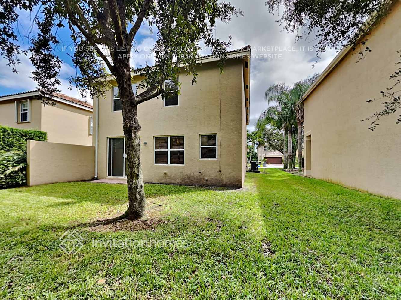 Building Photo - 10441 Yarrow Dr
