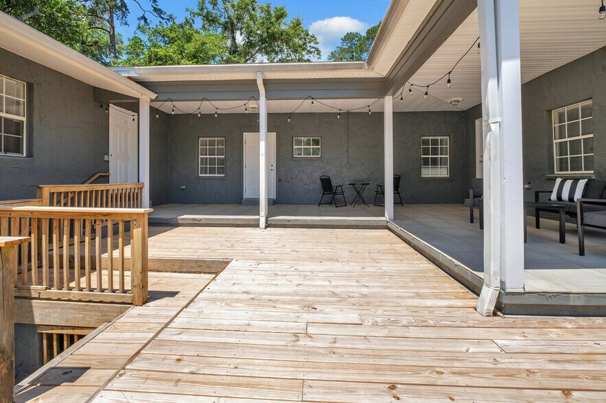 Building Photo - 908 Buena Vista Dr