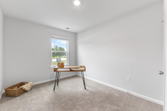 Building Photo - 4162 High Glen Dr