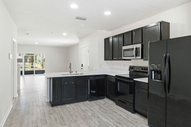 Building Photo - 9973 Hound Chase Dr
