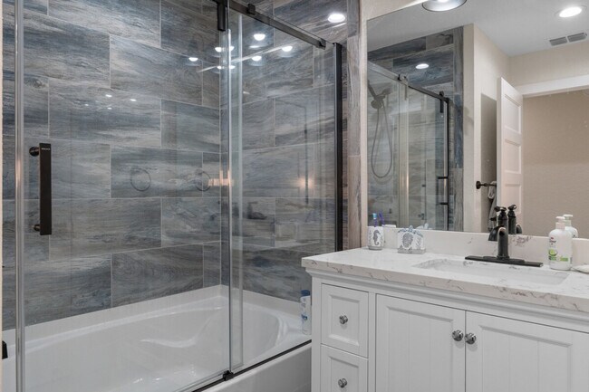 Building Photo - 10358 W Hein Trl