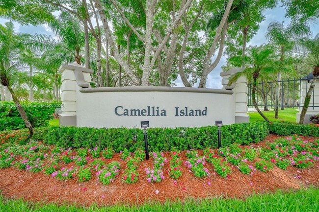 Building Photo - 1212 Camellia Ln