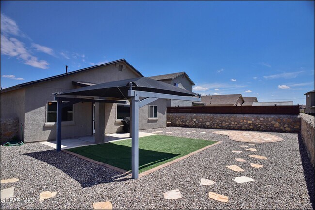 Building Photo - 6980 White Mesquite Wy
