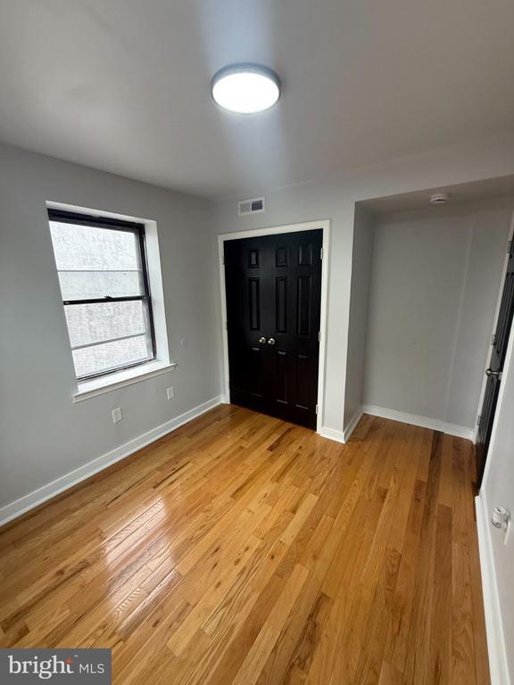 Building Photo - 717 N 16th St