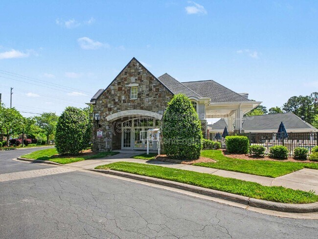 Building Photo - 8742 Whitehawk Hill Rd