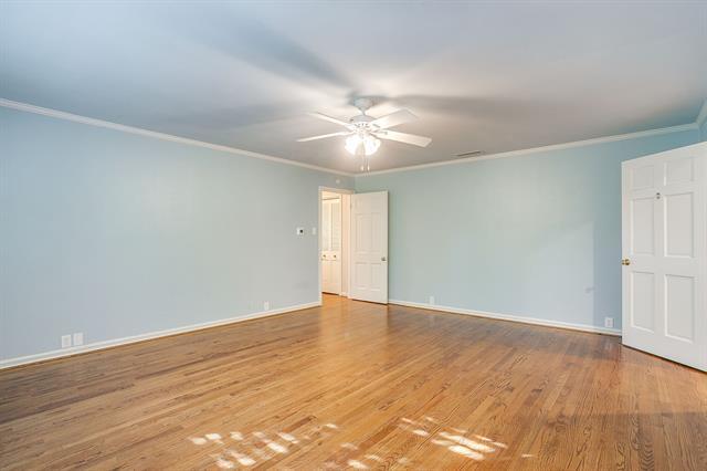 Building Photo - 2400 Winton Terrace W