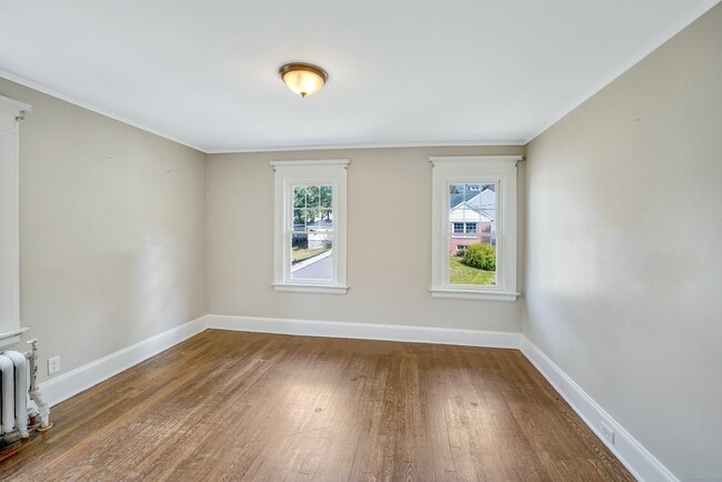 Building Photo - 133 Fiske St
