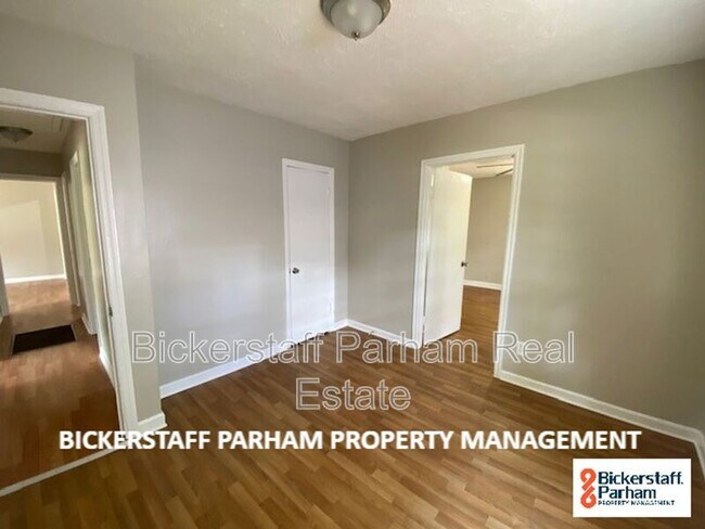 Building Photo - 4163 Swann St