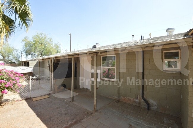 Building Photo - 7040 Grand Ave