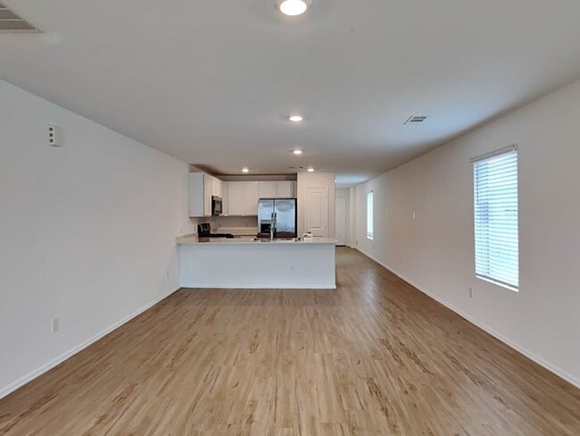 Building Photo - 22263 Stoney Ravine Dr