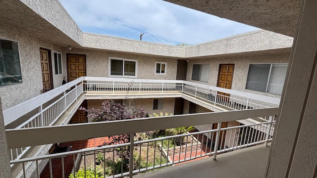 Building Photo - 12157 Moorpark St