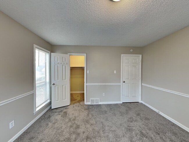 Building Photo - 4339 Crimson Leaf Cove