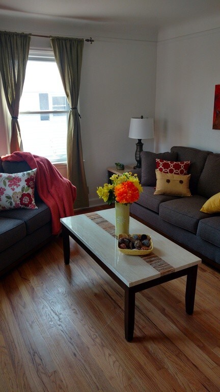 Building Photo - 2317 S Downing St