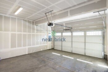 Building Photo - 4 Bed and 2.5 Bath Single-family Home Available for Rent!