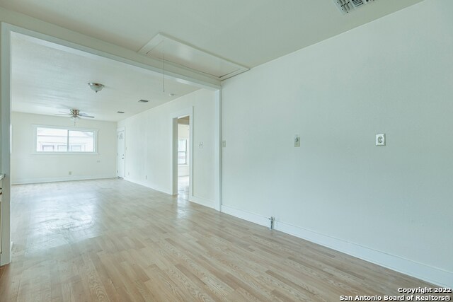 Building Photo - 158 Oelkers-