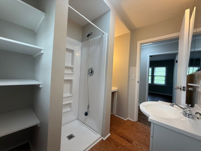 Building Photo - 3 Bedroom 2 Bathroom Home in Greeneville, TN