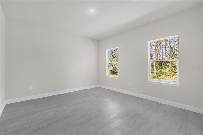 Building Photo - 15782 SW 52nd Ave Rd