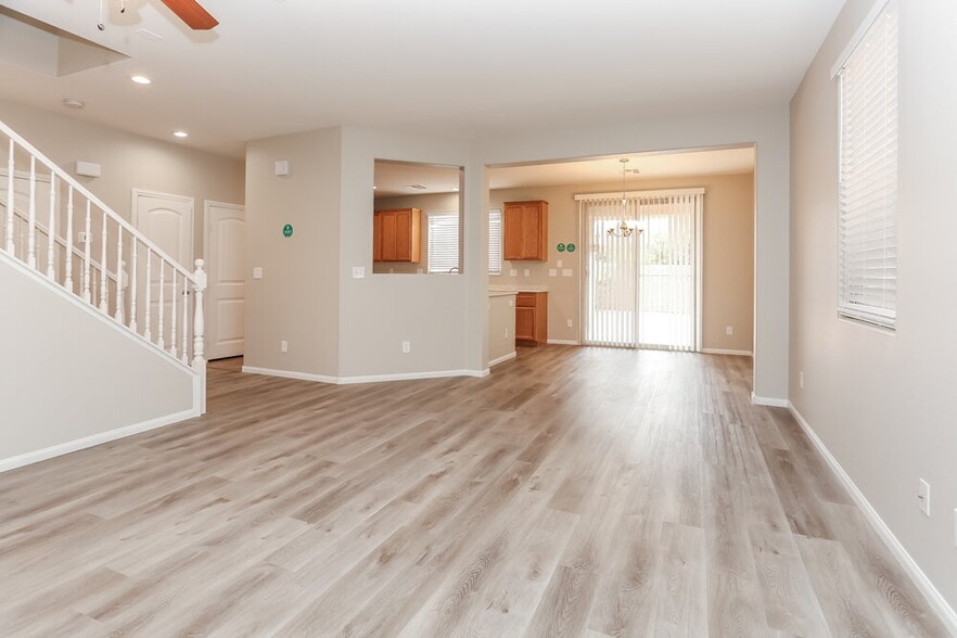 Building Photo - 7818 N Tay River Ct