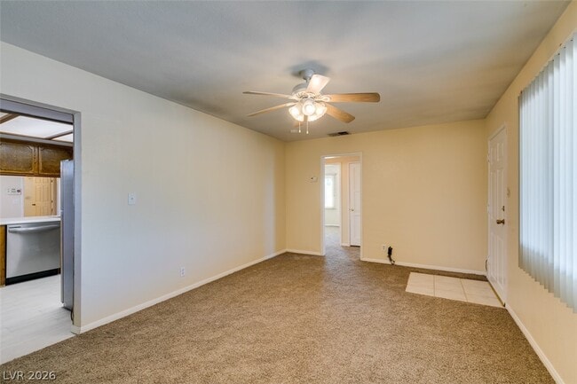 Building Photo - 5 Mallory St