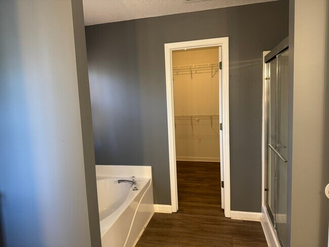 Building Photo - 1256 N 9th St