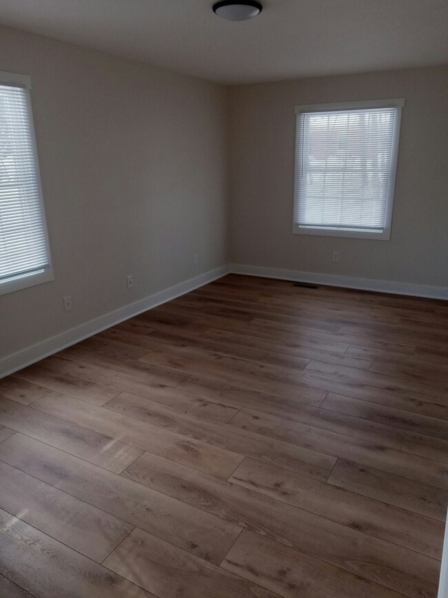 Building Photo - 332 Westberry Cir