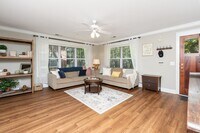 Building Photo - 3 Bedroom Flat, End unit Apartment - Available at Woodlands with $500 deposit. Ask your leasing a...