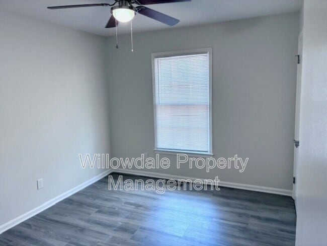 Building Photo - 6640 Keystone Dr