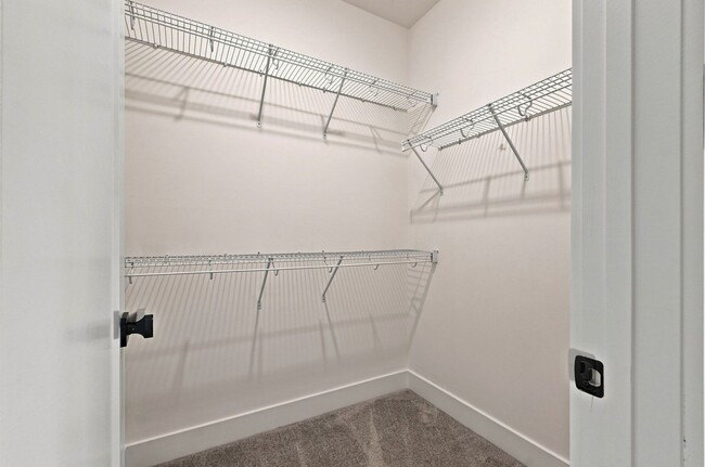 Building Photo - 5618 Obrien Ave