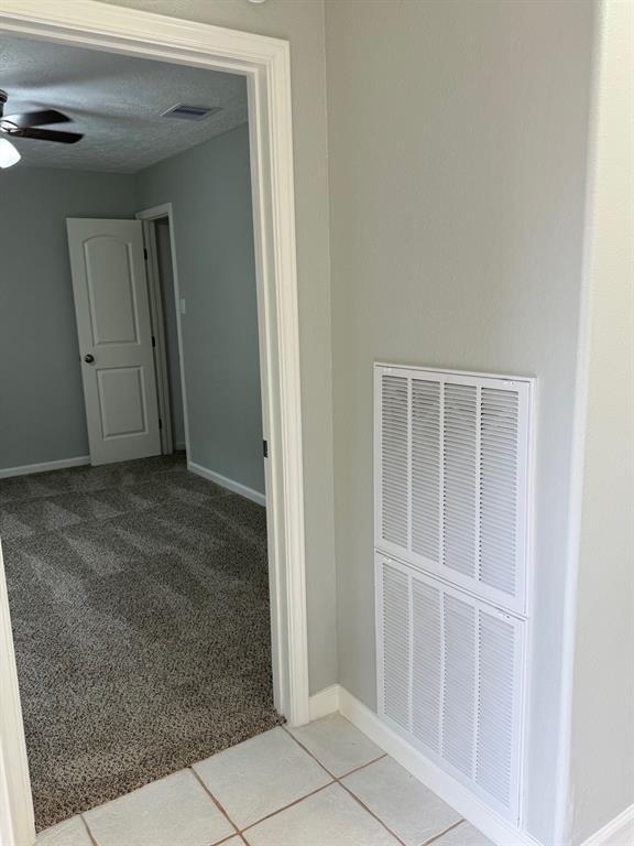 Building Photo - 2812 Forest Hills Dr