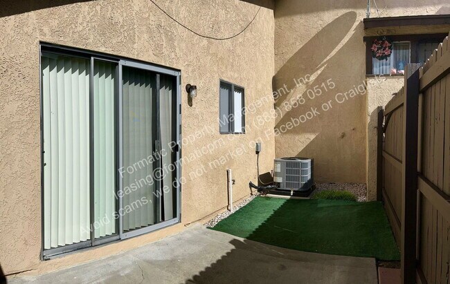 Building Photo - 2442 S Nancy St