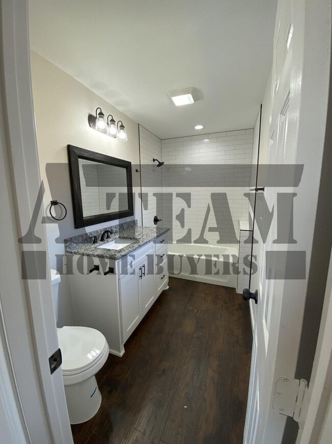 Building Photo - 4 Bedroom 2 Bathroom home for rent!
