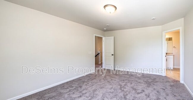 Building Photo - 3022 Chance Ct