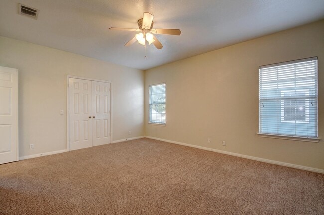 Building Photo - 610 Maiden Ln