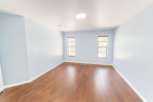 Building Photo - 6242 NW 1st St