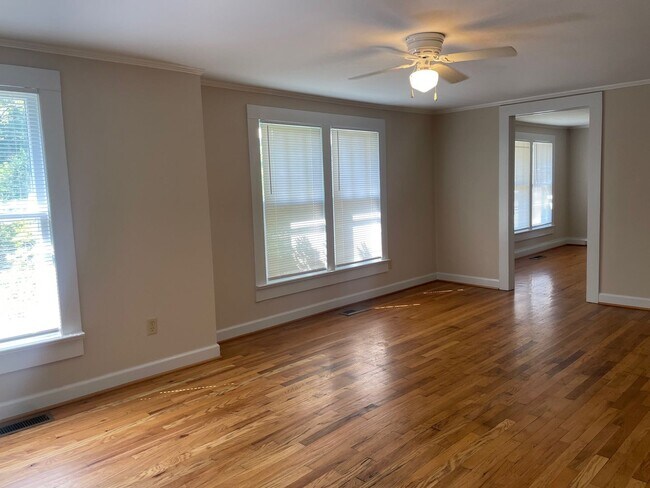 Building Photo - Very nice 3 or 4 bedroom, 2 bath home located in Franklinville- $1475 Month, $1475 Deposit!!
