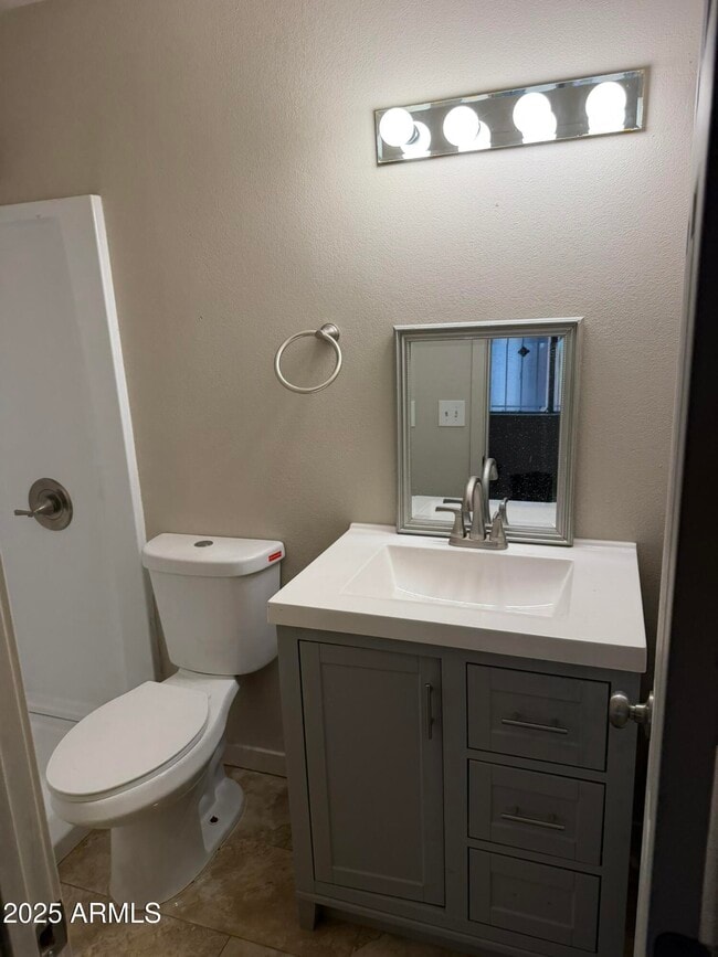 Building Photo - 1516 W Pueblo Ave