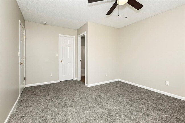 Building Photo - 418 Silverleaf Ln