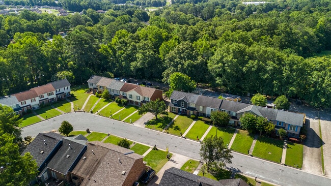 Building Photo - 6344 Olde Towne Dr