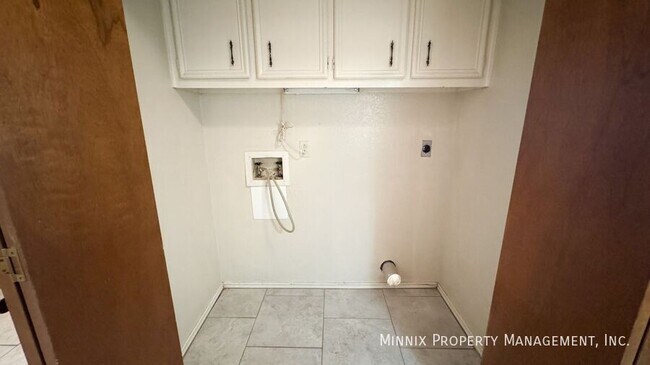 Building Photo - 6604 26th St