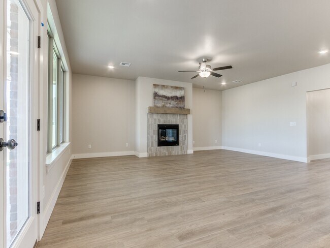 Building Photo - 12905 NW 143rd St