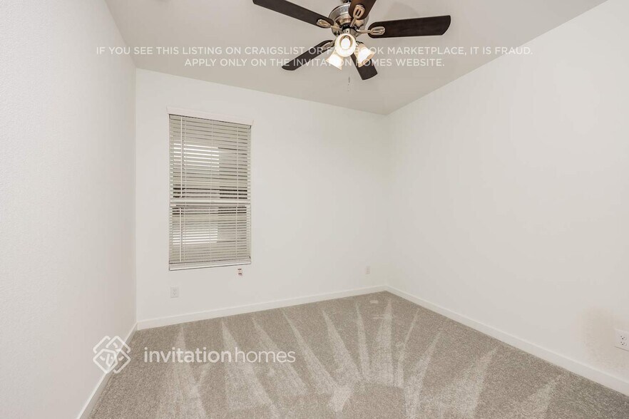 Building Photo - 305 Sedalia Trl