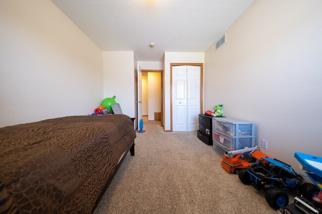 Building Photo - 17431 Glacier Wy