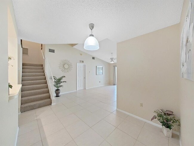 Building Photo - 3121 Beecher Dr E
