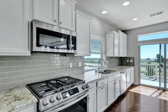 Building Photo - 8351 Longleaf Ln